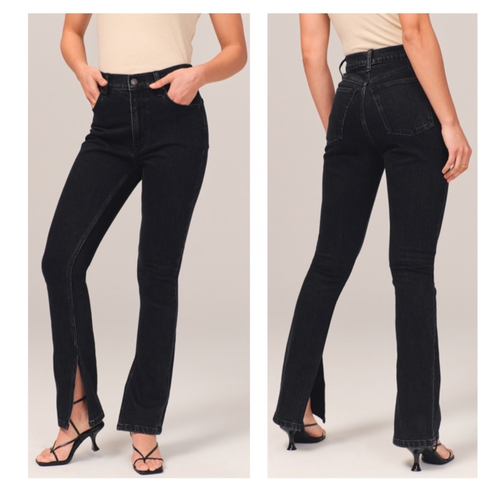 NWOT Abercrombie & Fitch Black Flare Jeans in Size 27 4S Curve Love